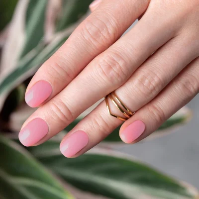 pink-tacular nail model