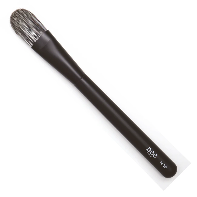 Flat Foundation Brush n.39